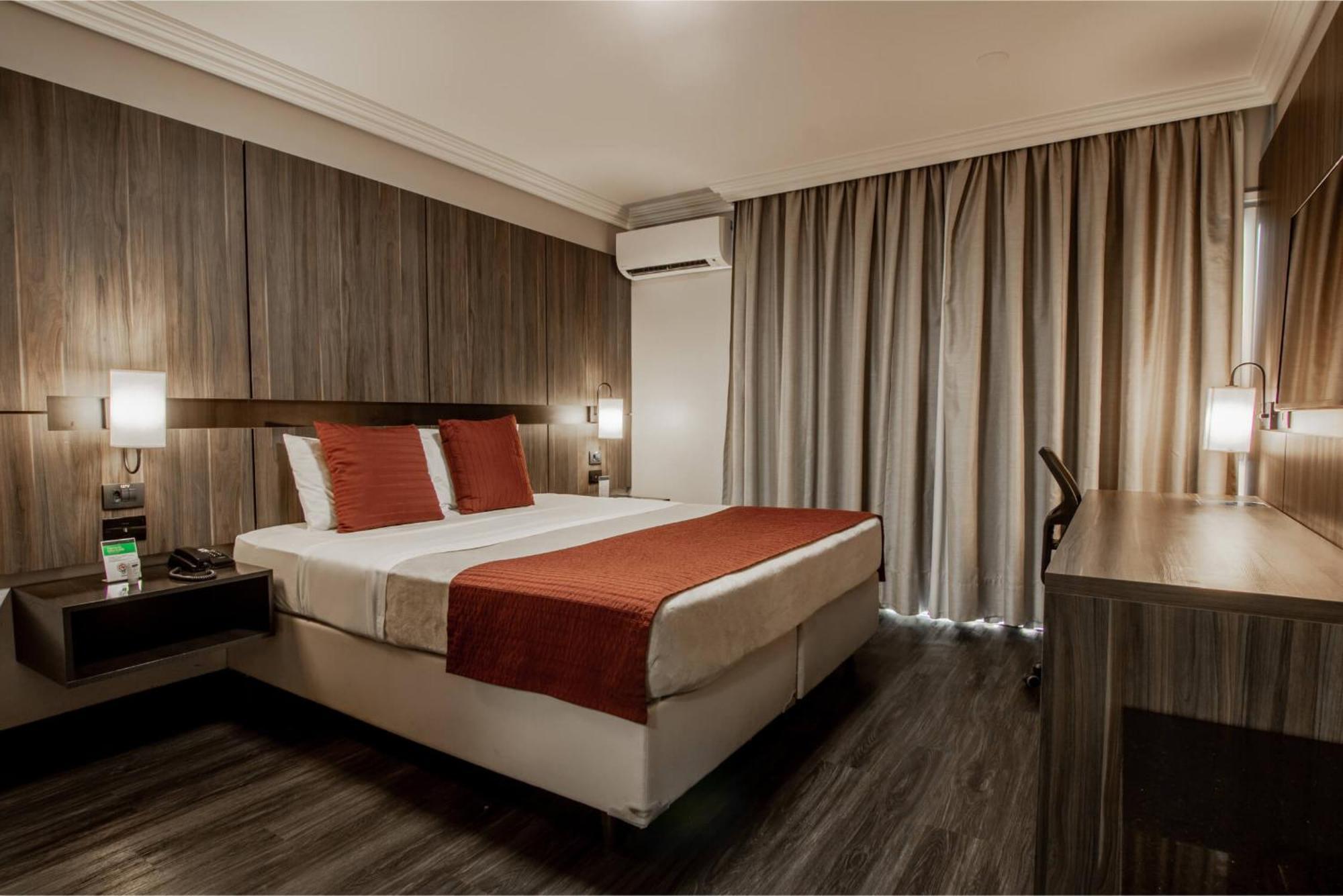 Hotel Deville Express Cascavel 카스카벨 외부 사진