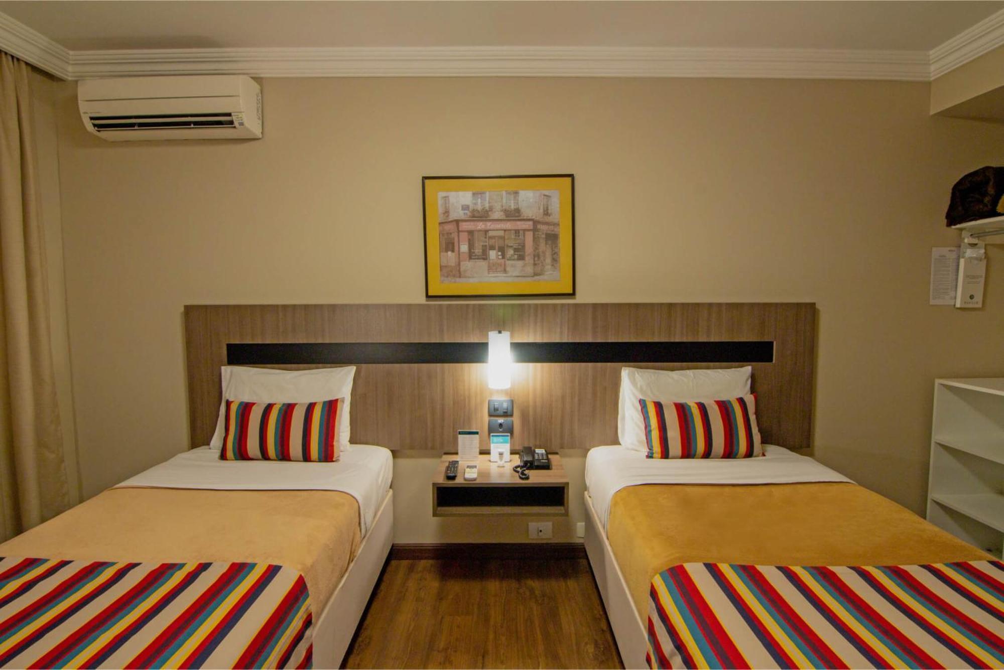 Hotel Deville Express Cascavel 카스카벨 외부 사진