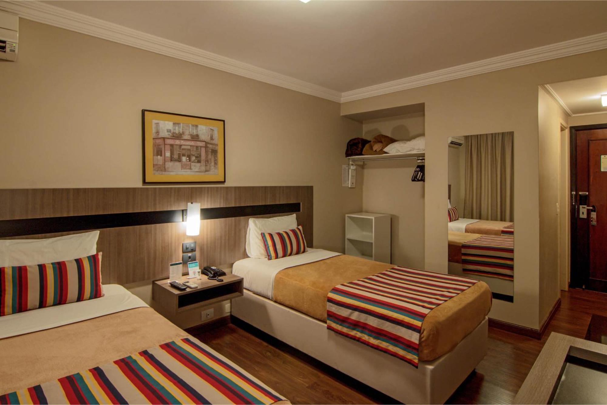 Hotel Deville Express Cascavel 카스카벨 외부 사진