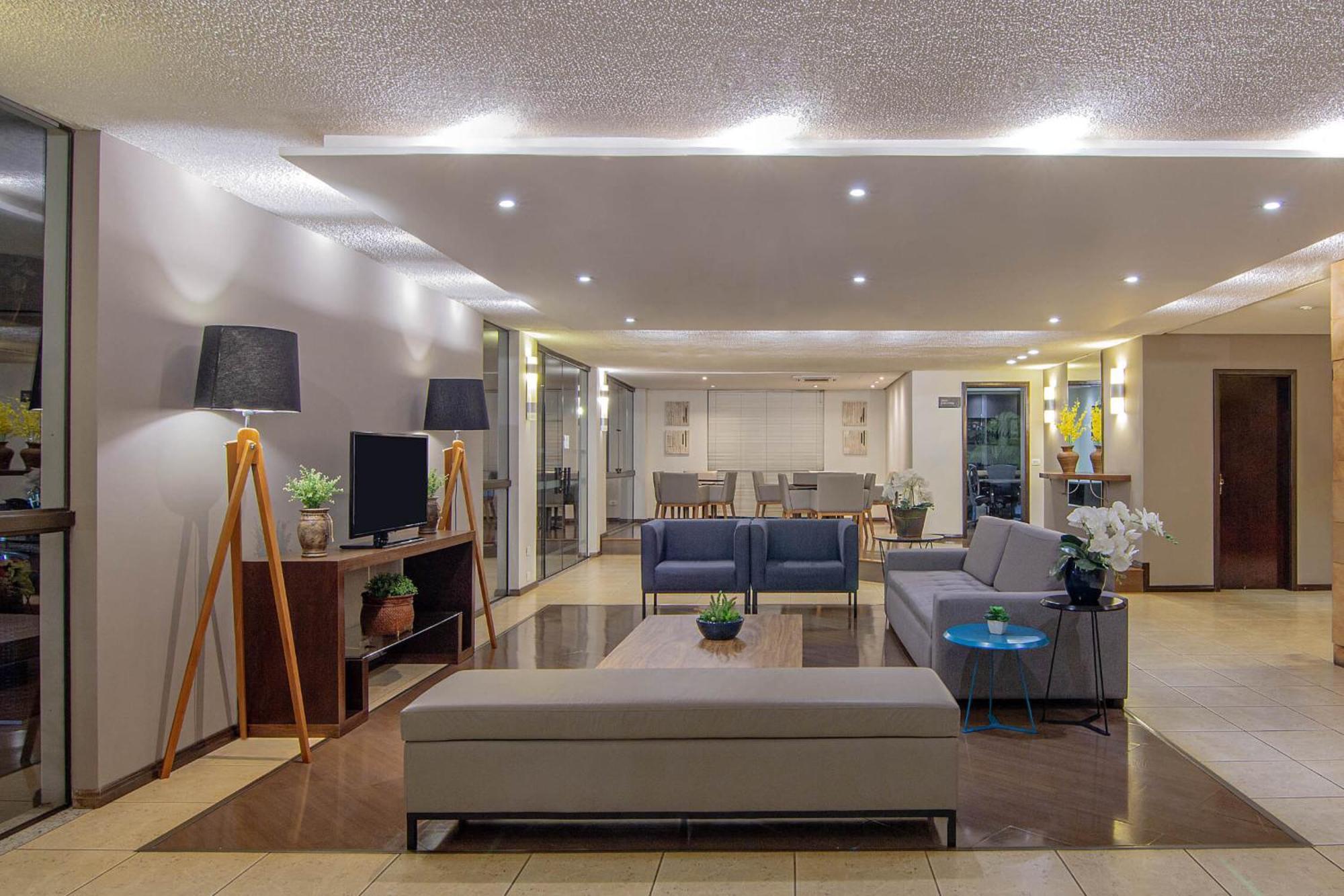 Hotel Deville Express Cascavel 카스카벨 외부 사진