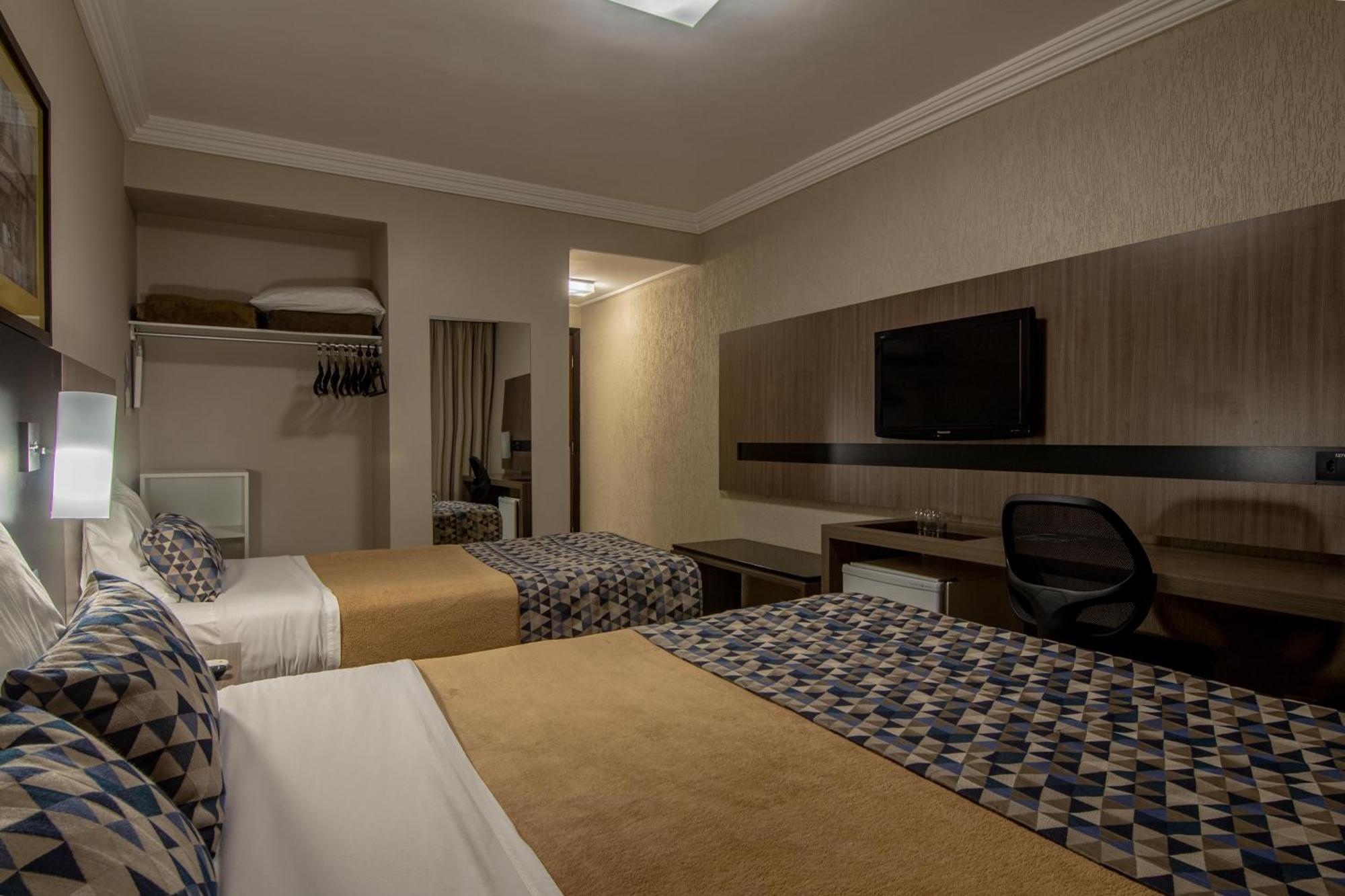 Hotel Deville Express Cascavel 카스카벨 외부 사진